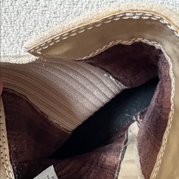 BLONDO HILLARY ANKLE BOOTS - Picture 10 of 16